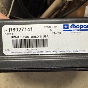 ECM 1994-1995 Dodge Ram 1500 V8 5.9L
Reman by Mopar.  Negotiable   Auto Part